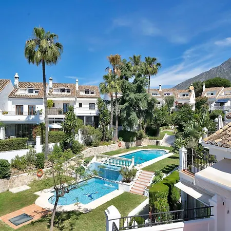 Holiday home Lujoso Y Moderno Adosado En Nagueles - Montepiedras 23 Marbella