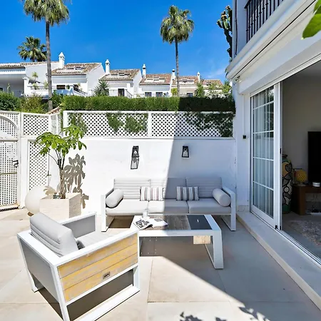 Lujoso Y Moderno Adosado En Nagueles - Montepiedras 23 Marbella