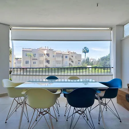 Lujoso Y Moderno Adosado En Nagueles - Montepiedras 23 Marbella