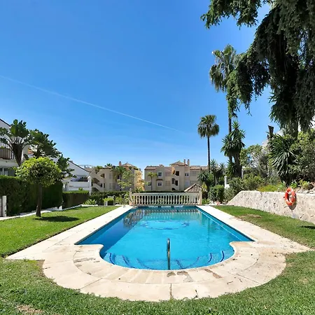 Holiday home Lujoso Y Moderno Adosado En Nagueles - Montepiedras 23 Marbella
